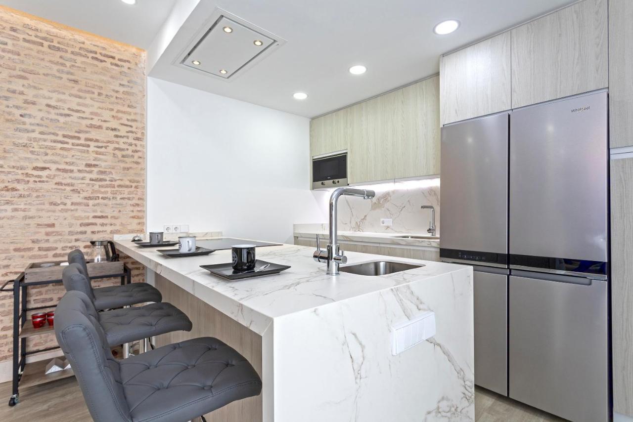 Genteel Home Castilla Terrace เซบีญา ภายนอก รูปภาพ