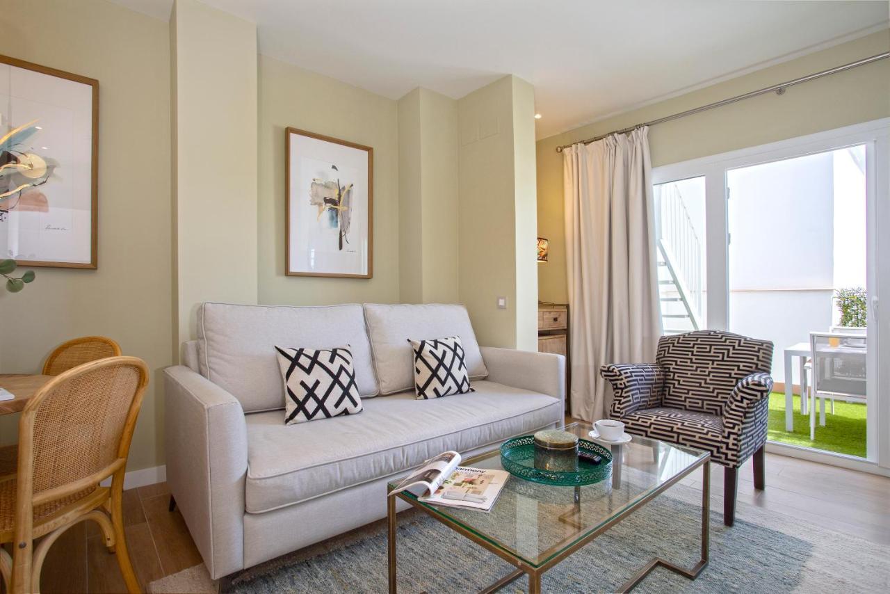 Genteel Home Castilla Terrace เซบีญา ภายนอก รูปภาพ