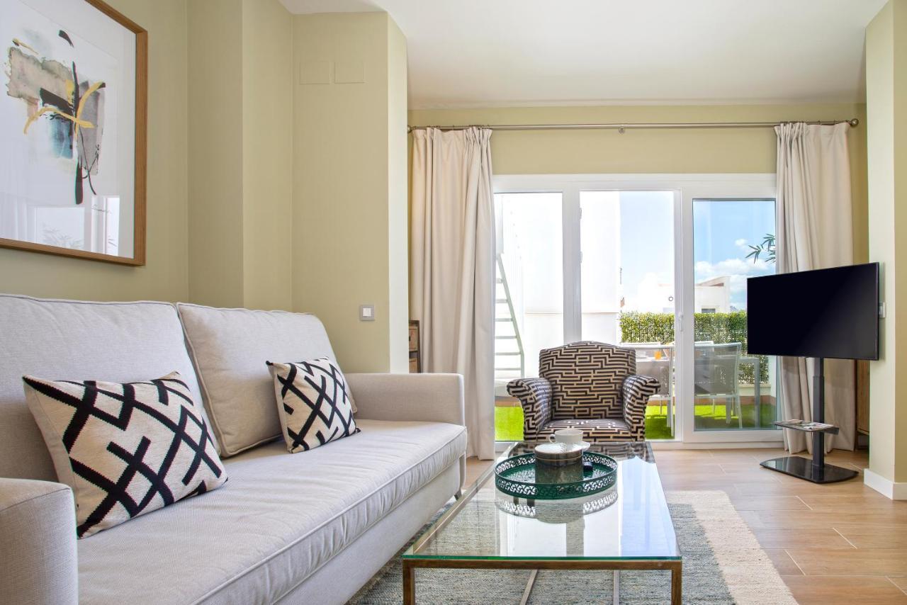 Genteel Home Castilla Terrace เซบีญา ภายนอก รูปภาพ