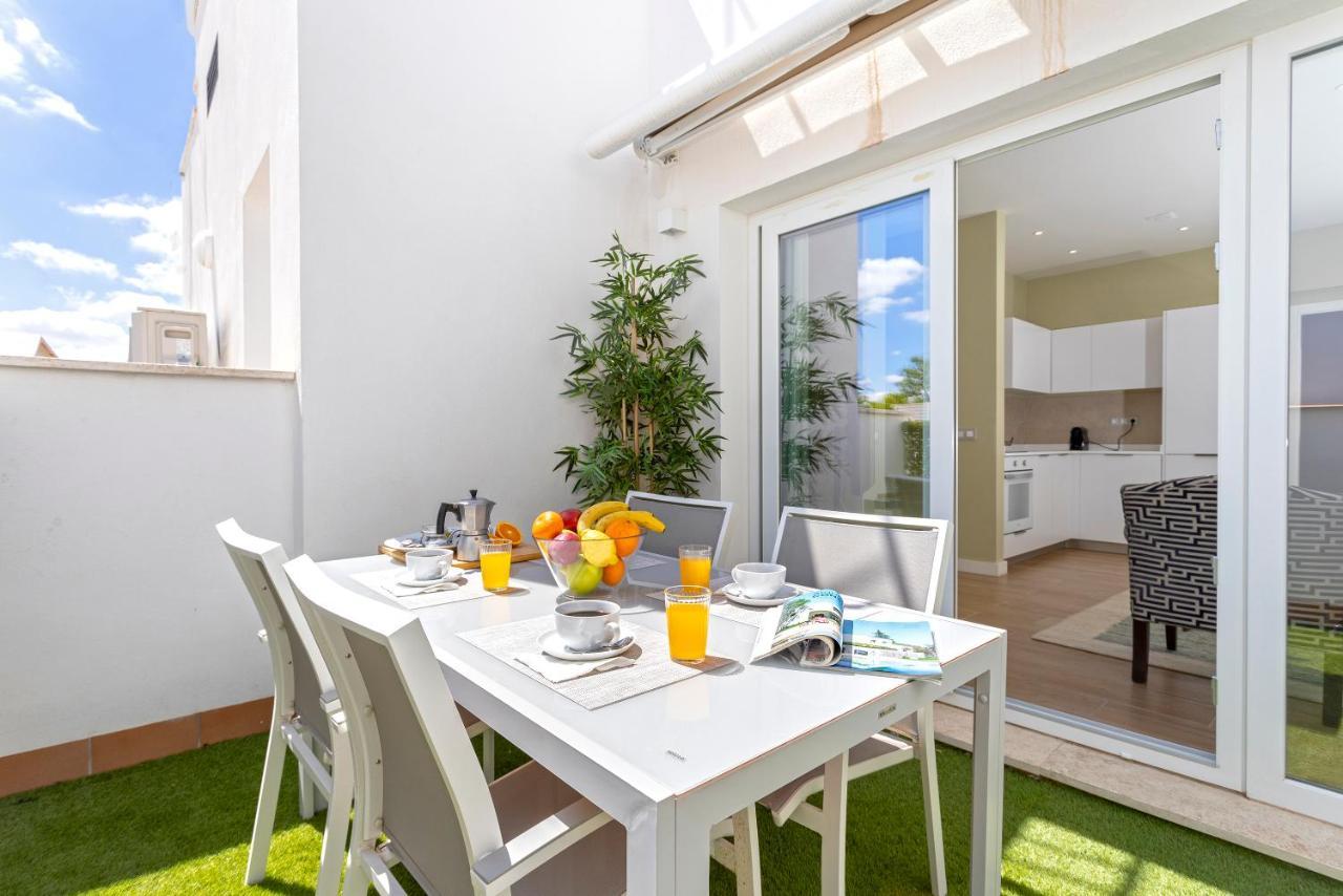 Genteel Home Castilla Terrace เซบีญา ภายนอก รูปภาพ