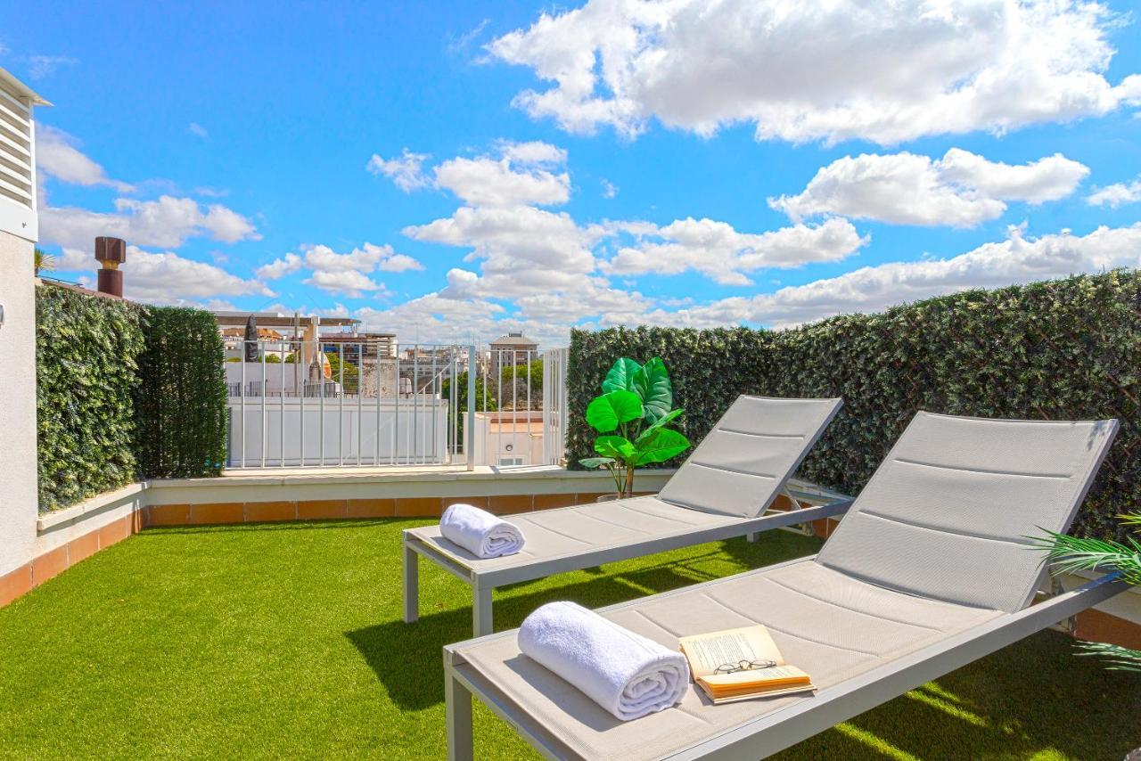 Genteel Home Castilla Terrace เซบีญา ภายนอก รูปภาพ